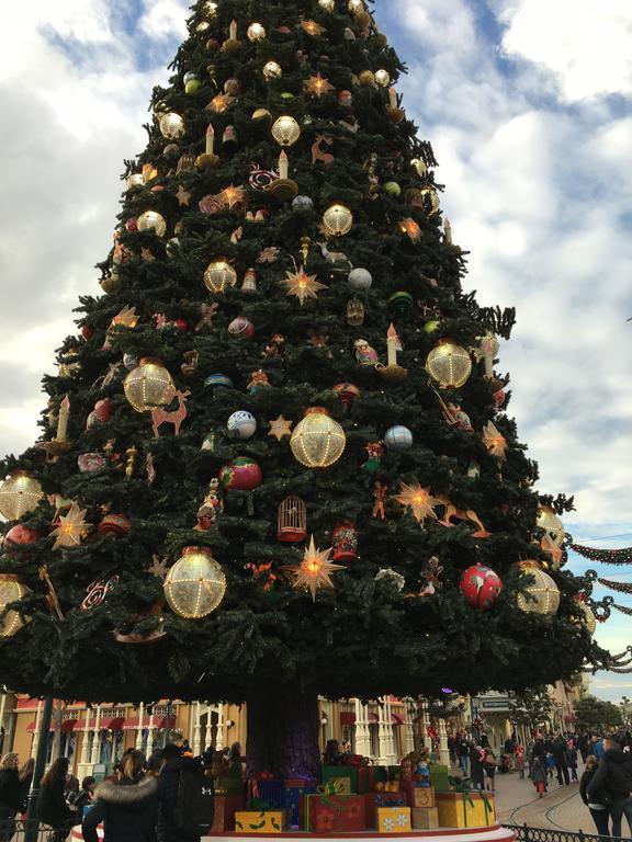F&B'S Home Disneyland Paris Serris Bagian luar foto