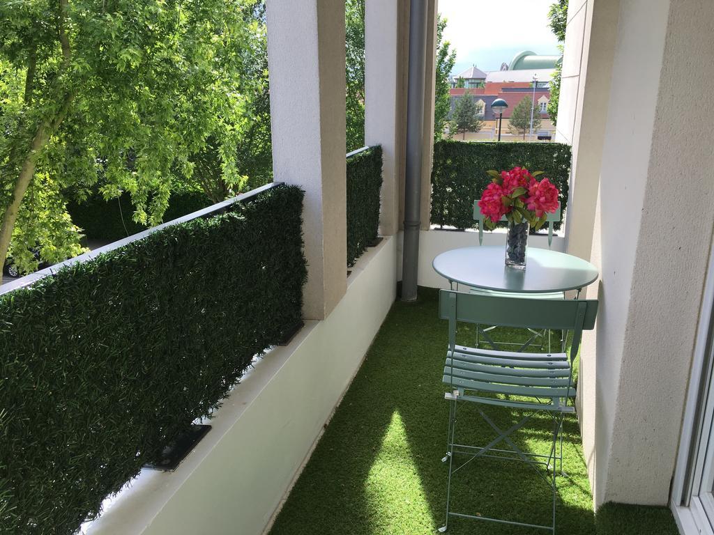F&B'S Home Disneyland Paris Serris Bagian luar foto