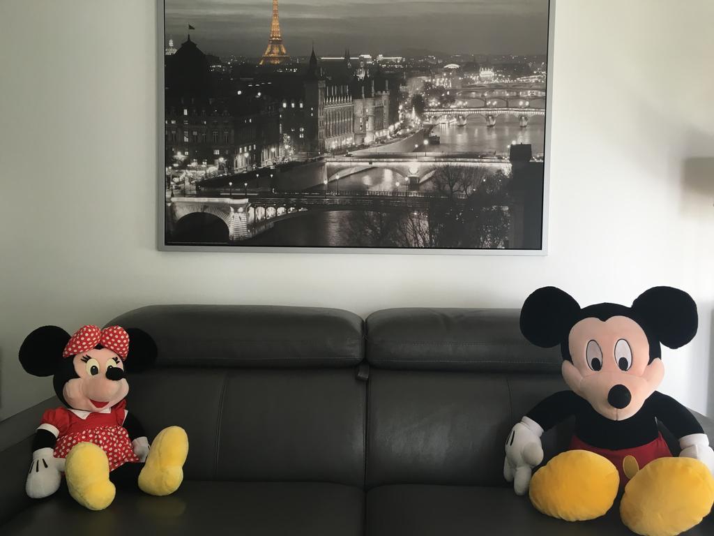 F&B'S Home Disneyland Paris Serris Bagian luar foto