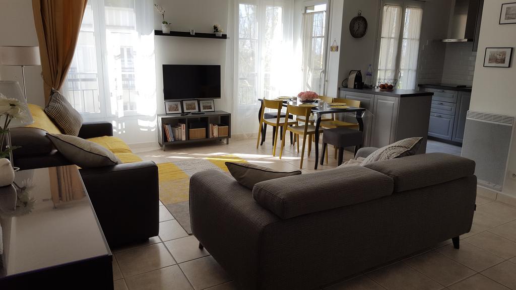F&B'S Home Disneyland Paris Serris Bagian luar foto